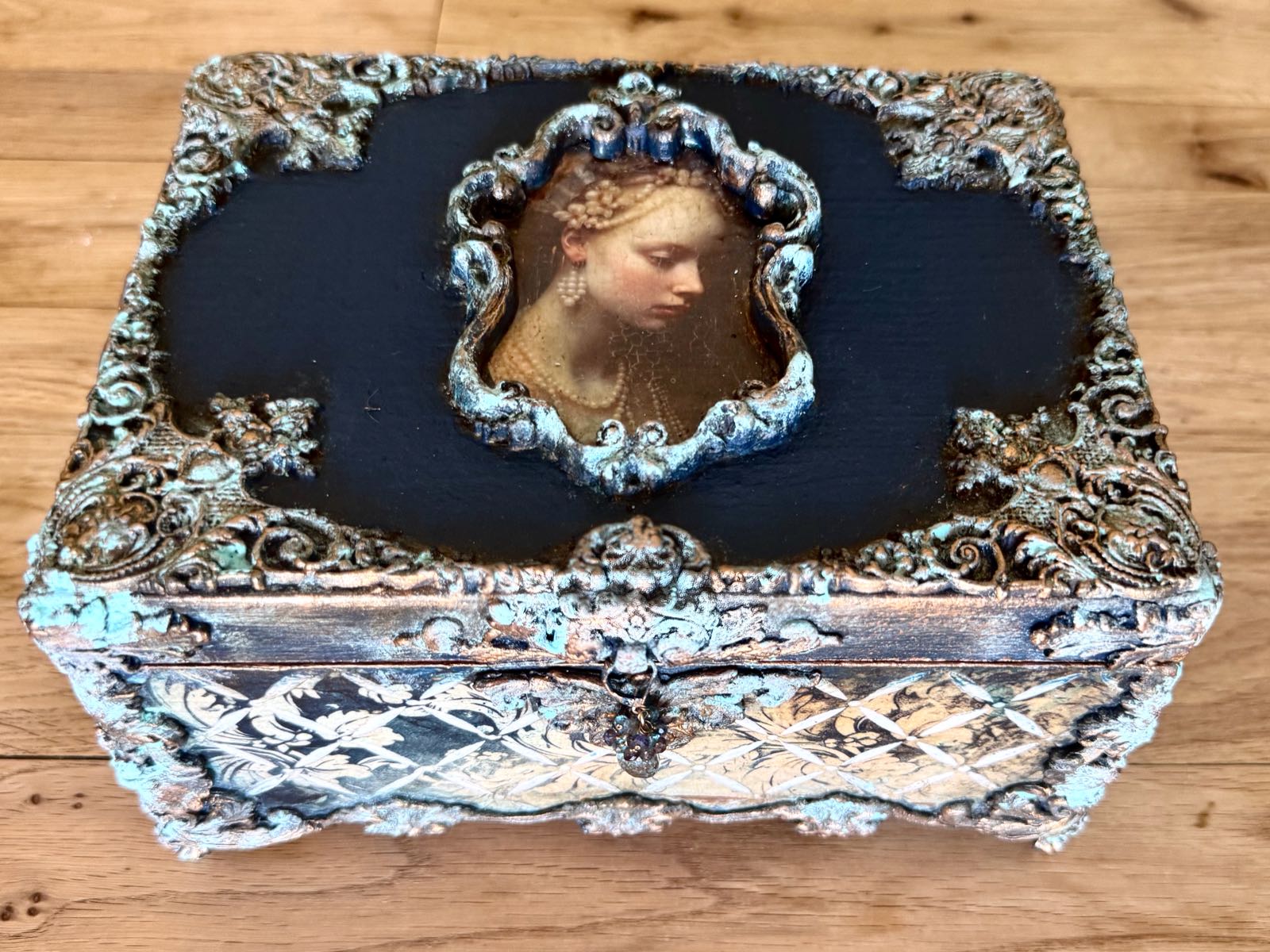 “Antique” Jewelry Box No. 1