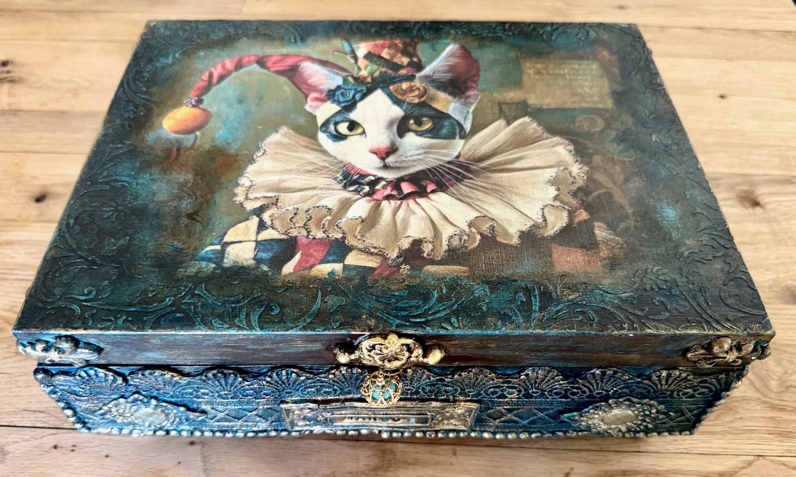 “Margot” Keepsake Box