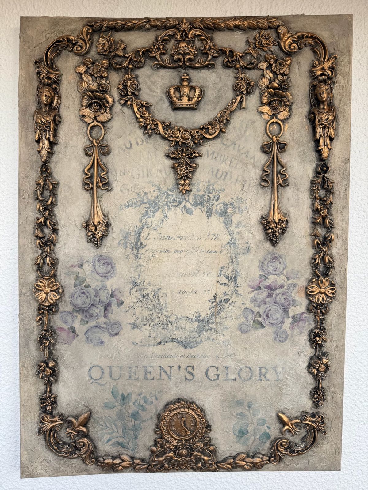 Queen’s Glory Panel